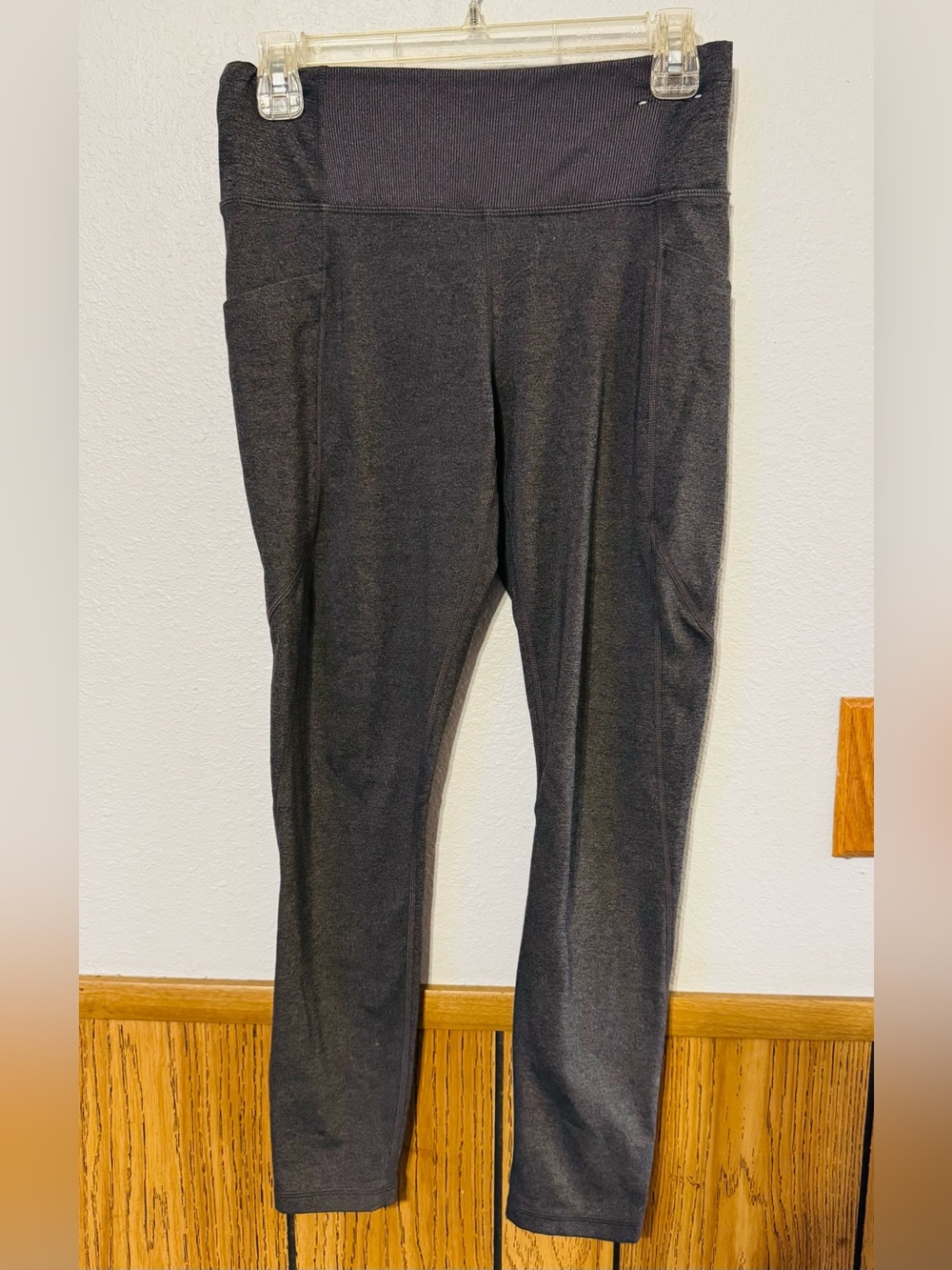 Member’s Mark women medium 7/8 active pocket Leggings comfy athletic sporty